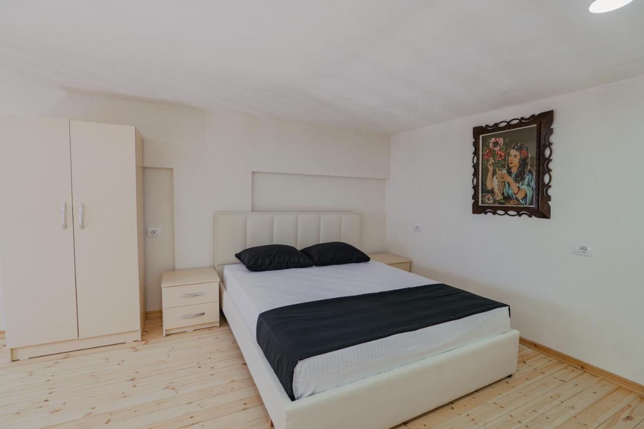 Vila Francesko Ksamil Buitenkant foto