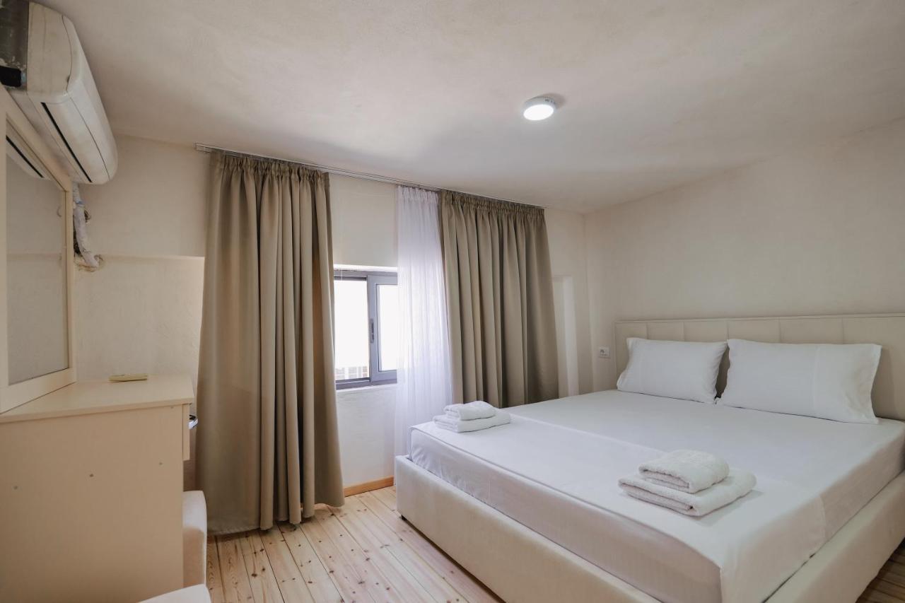 Vila Francesko Ksamil Buitenkant foto